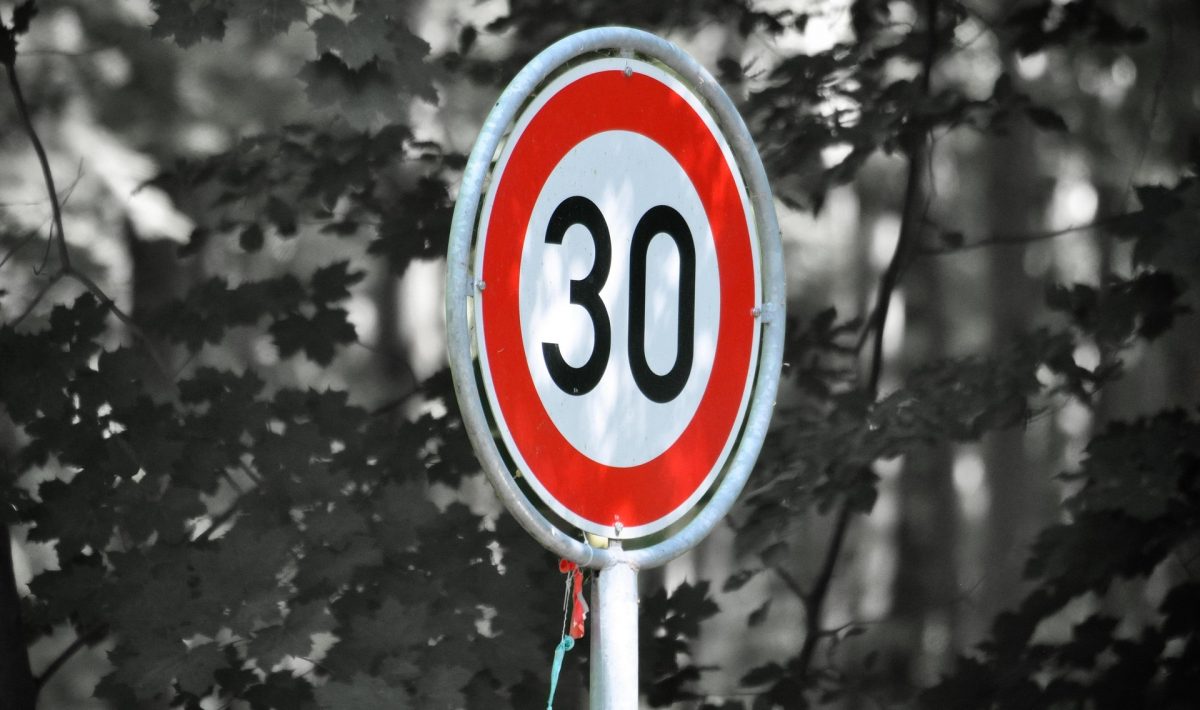 sign saying 30